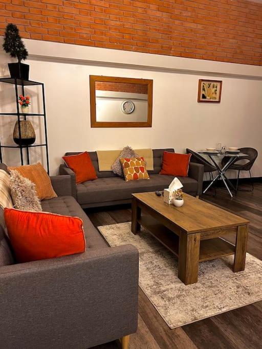 Cityzenretreat - Mezzanine Apartment Sleeps 4 Sheffield City Centre Bagian luar foto