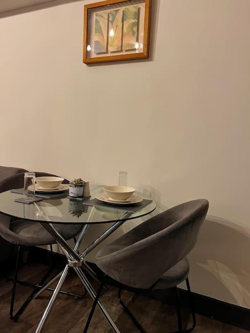 Cityzenretreat - Mezzanine Apartment Sleeps 4 Sheffield City Centre Bagian luar foto