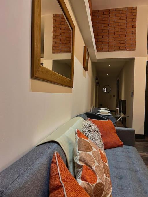 Cityzenretreat - Mezzanine Apartment Sleeps 4 Sheffield City Centre Bagian luar foto