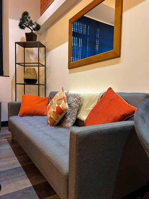 Cityzenretreat - Mezzanine Apartment Sleeps 4 Sheffield City Centre Bagian luar foto